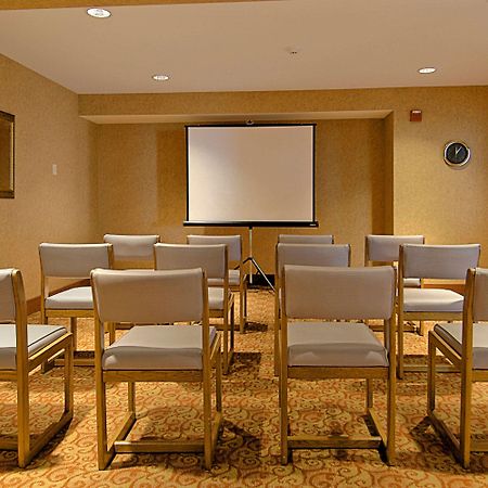 Отель Ramada By Wyndham Wisconsin Dells I-90 Удобства фото